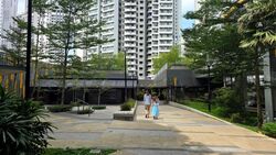 Commonwealth Towers (D3), Condominium #518606841